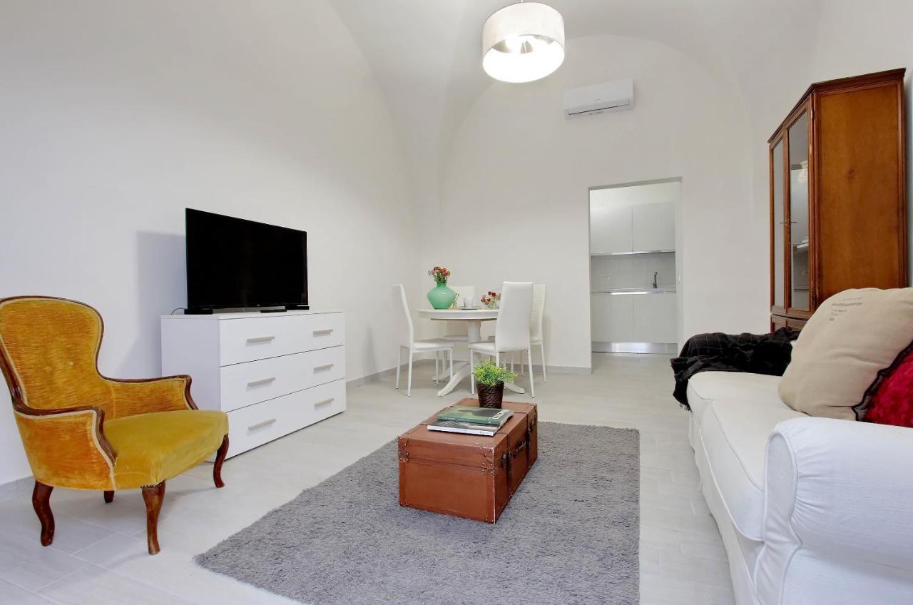 Ponte Cavour Apartment Roma Exterior foto