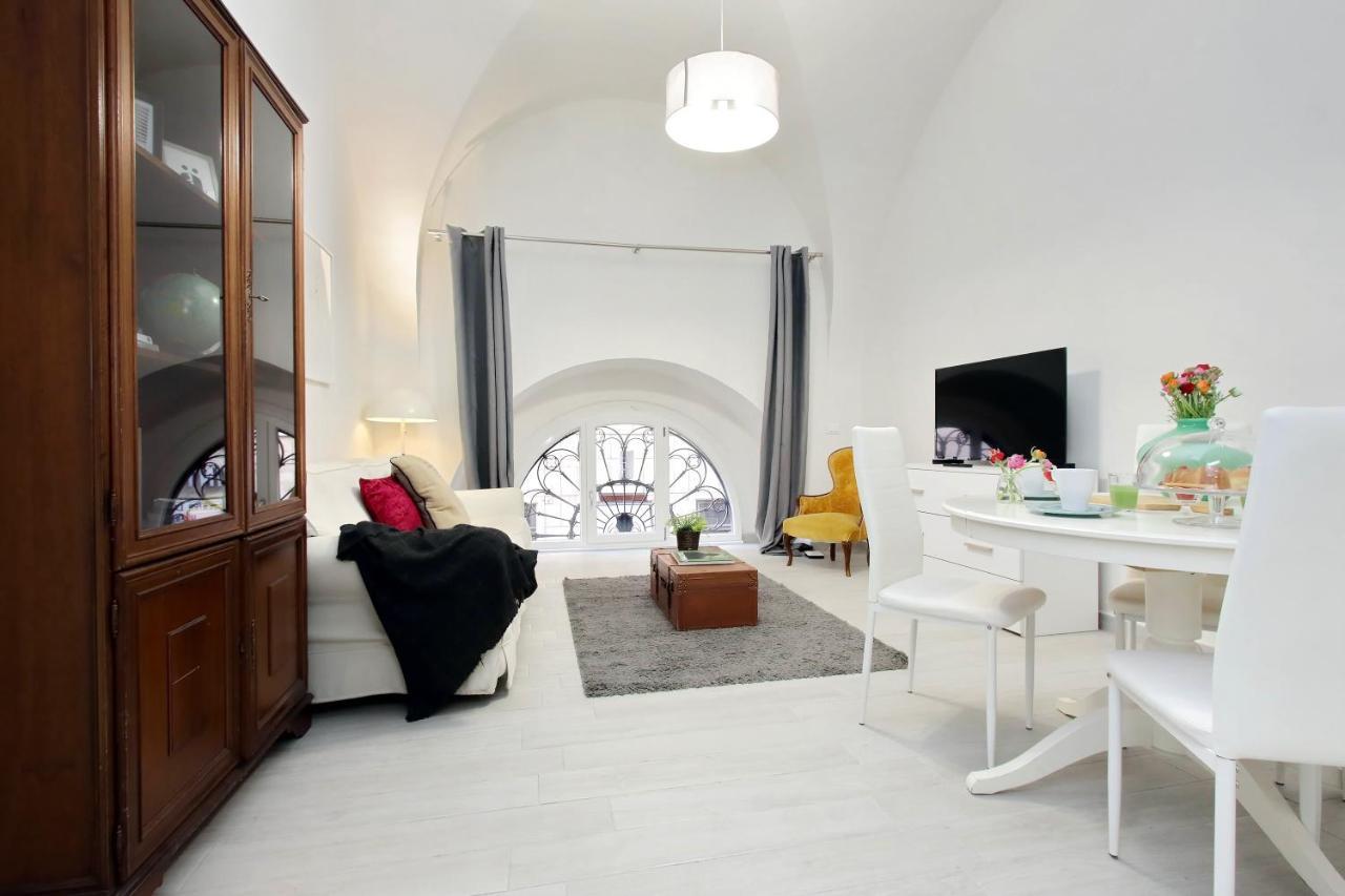 Ponte Cavour Apartment Roma Exterior foto